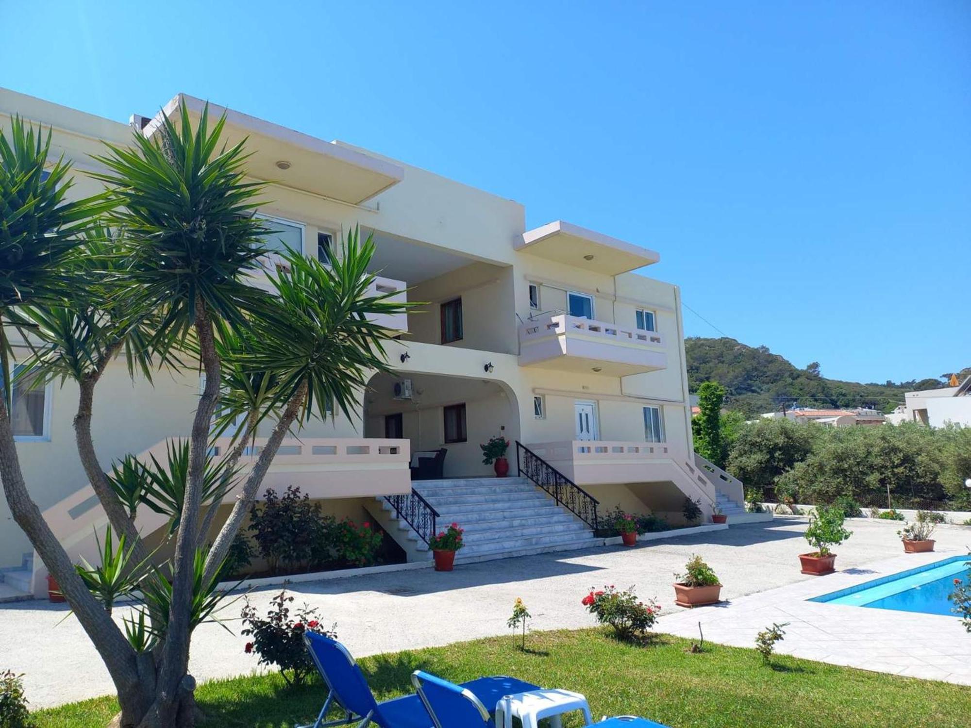 Litinas Apartments With Pool Agia Marina Exterior foto